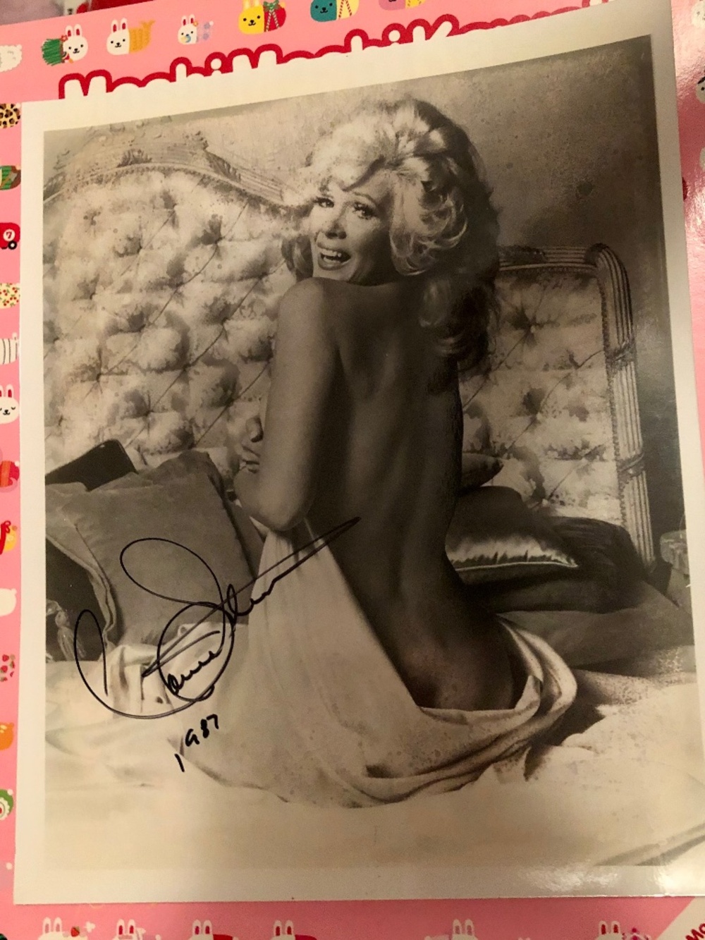RiSqUe Connie stevens autograph hand signed
